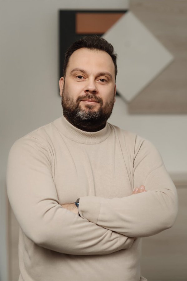 МИРОСЛАВ ХАРХАЛІС